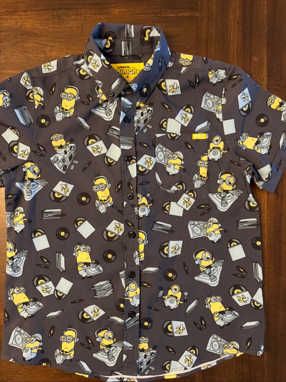 RSVLTS Minions Illumination Boys Short Sleeve Button-Up Shirt Print Medium